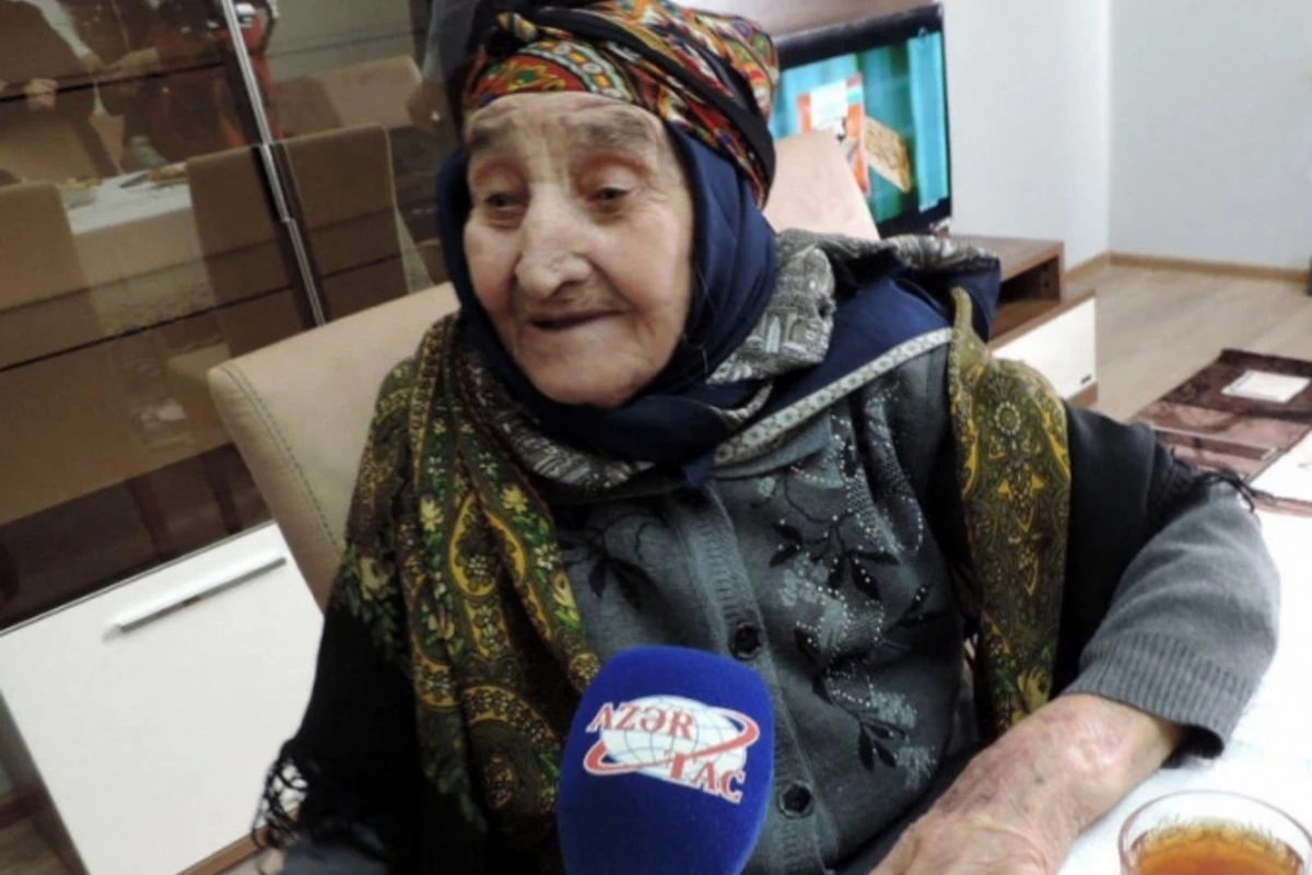 “Prezident mənə 8 Mart hədiyyəsi etdi” - Saray nənə (VİDEO)