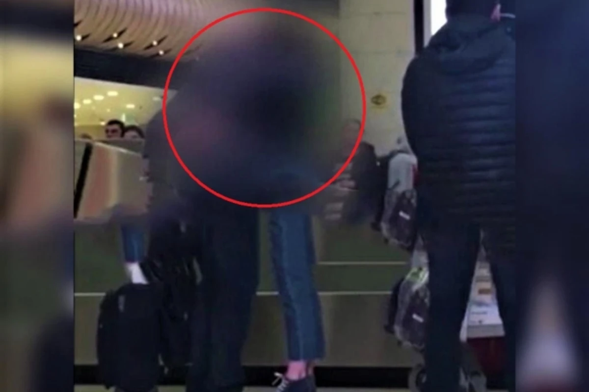 Bakı aeroportunda hər kəsi təəccübləndirən görüntü - VİDEO Bakı aeroportunda hər kəsi təəccübləndirən görüntü - VİDEO