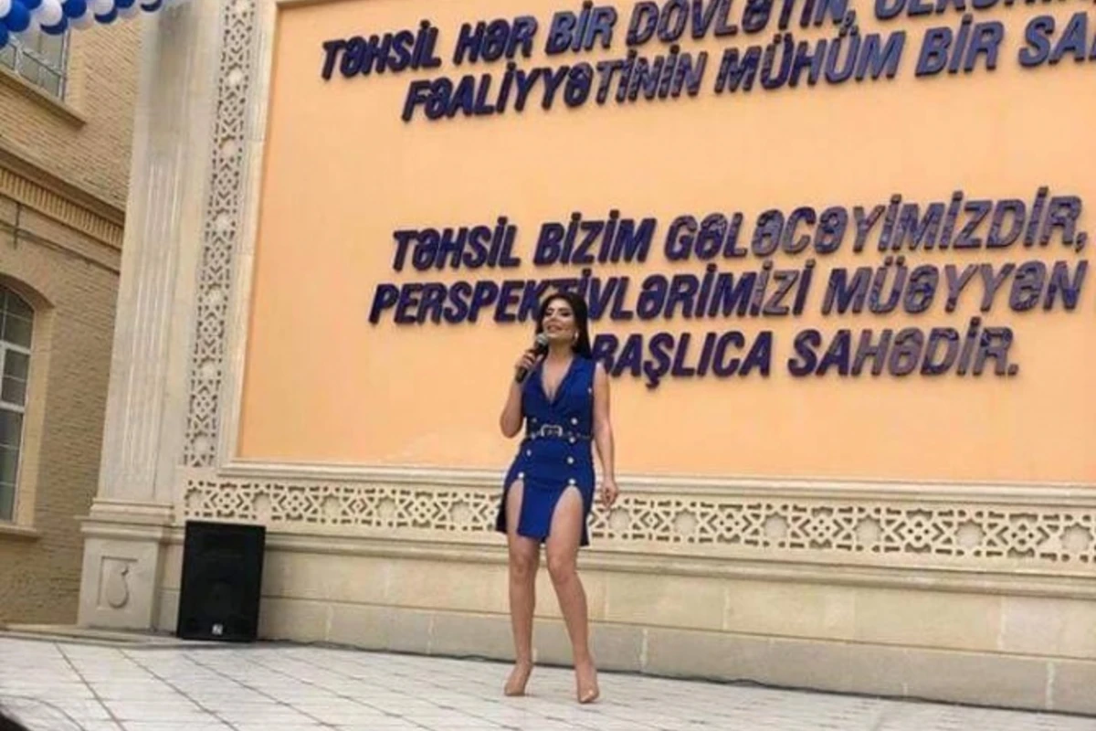 Afaq Aslan tələbələrin və müəllimlərin qarşısına bu geyimdə çıxdı - FOTO