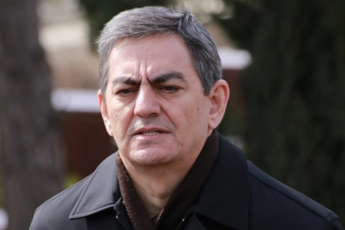 Prezident Əli Kərimlinin qaynını əfv etdi Prezident Əli Kərimlinin qaynını əfv etdi