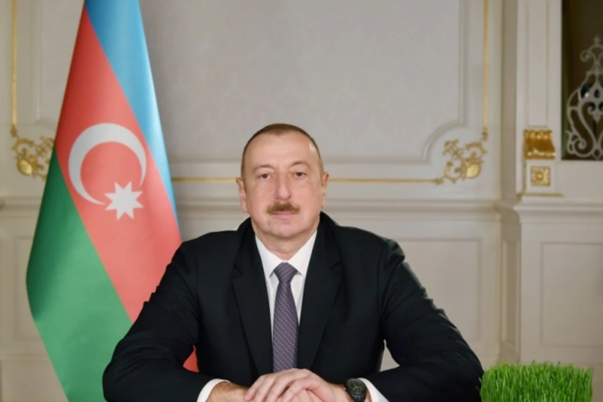 Президент Ильхам Алиев поздравил азербайджанский народ - ВИДЕО