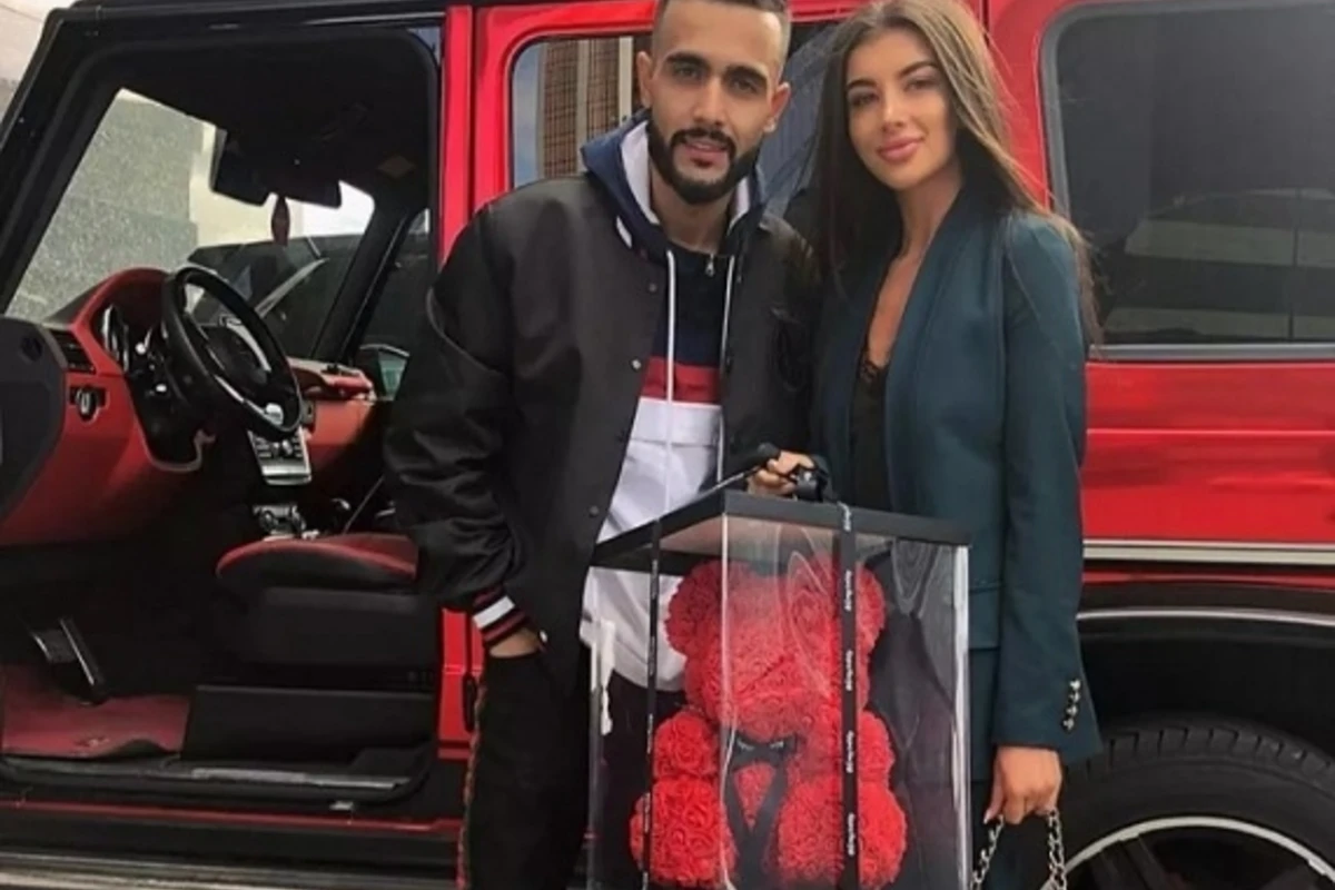 İzləyicisinə Gelandewagen hədiyyə edən Hüseyn 3 milyon qazandı - FOTOLAR