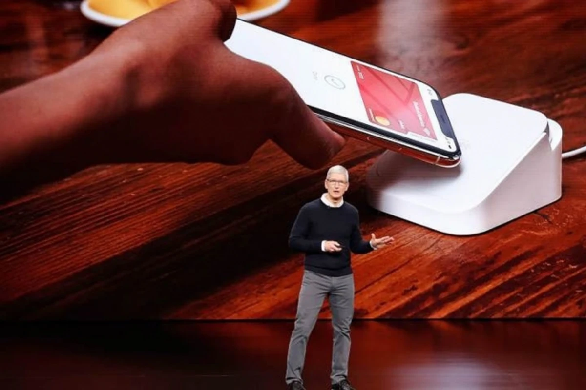 Apple представила свою кредитную карту с кэшбеком и без комиссий - ФОТО