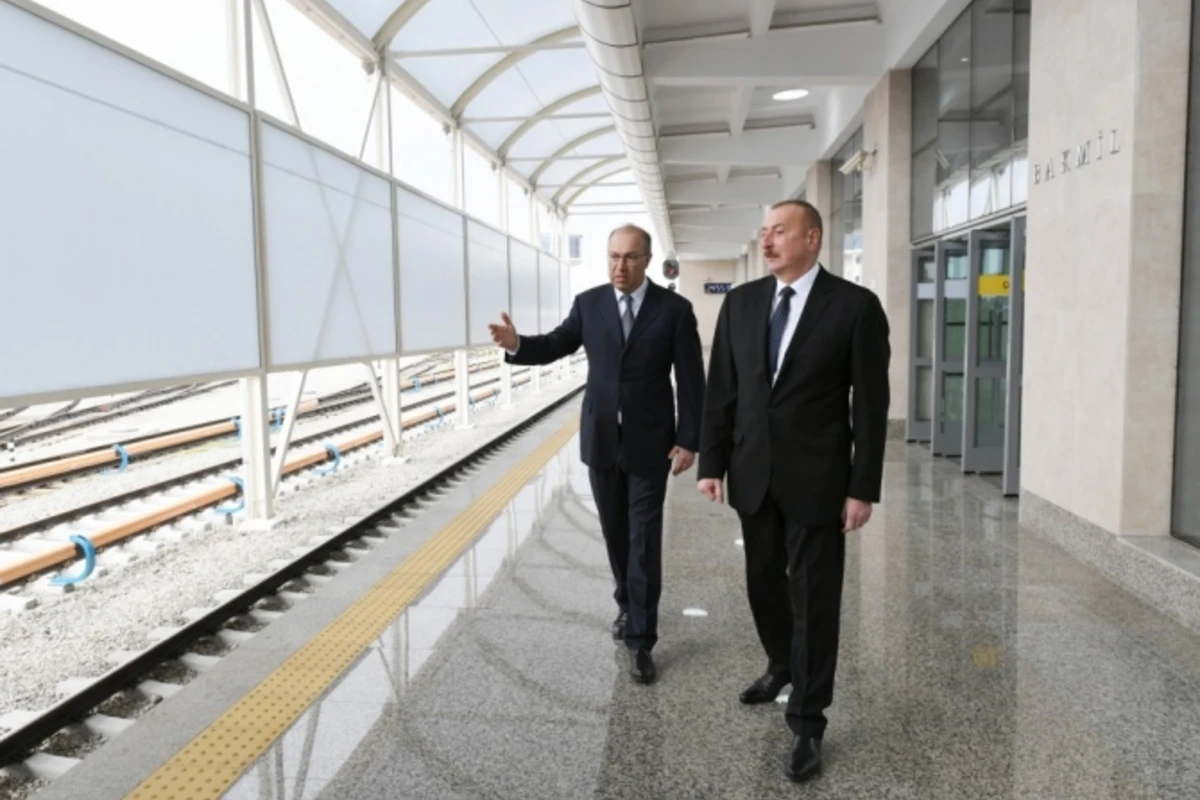 Prezident Bakmil stansiyasında yaradılan şəraitlə tanış olub - FOTOLAR