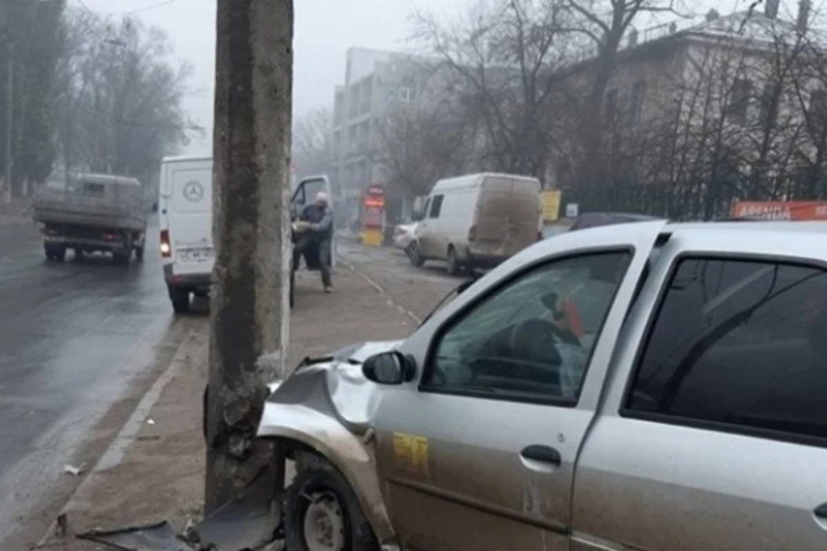 Двойное ДТП в Баку, есть погибший и пострадавшие