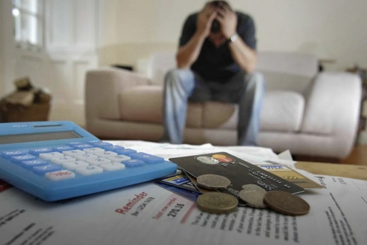 Problemli kreditlər siyahısında adı çıxmayanlar OXUSUN! Problemli kreditlər siyahısında adı çıxmayanlar OXUSUN!