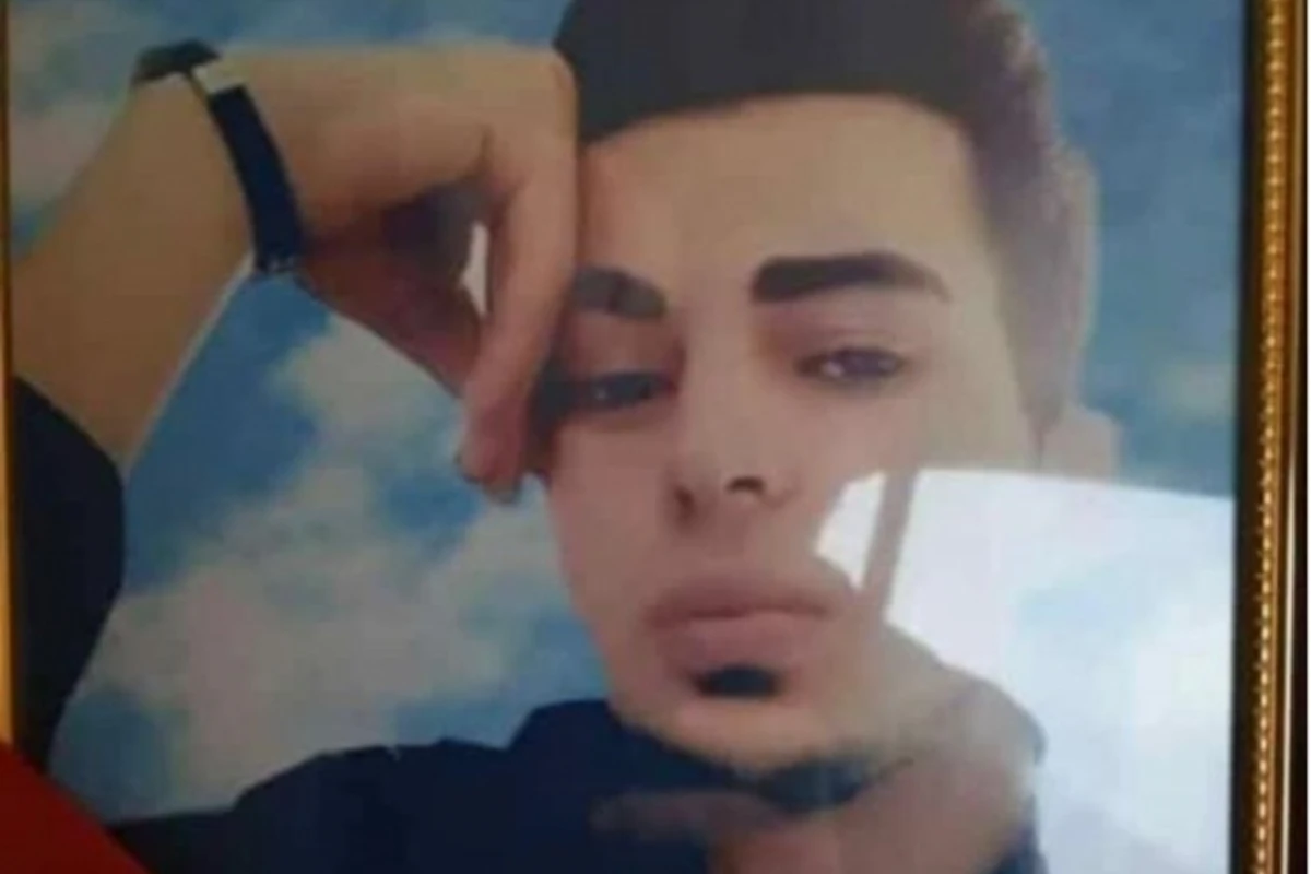 Bakıda intihar edən 19 yaşlı gəncin FOTOları