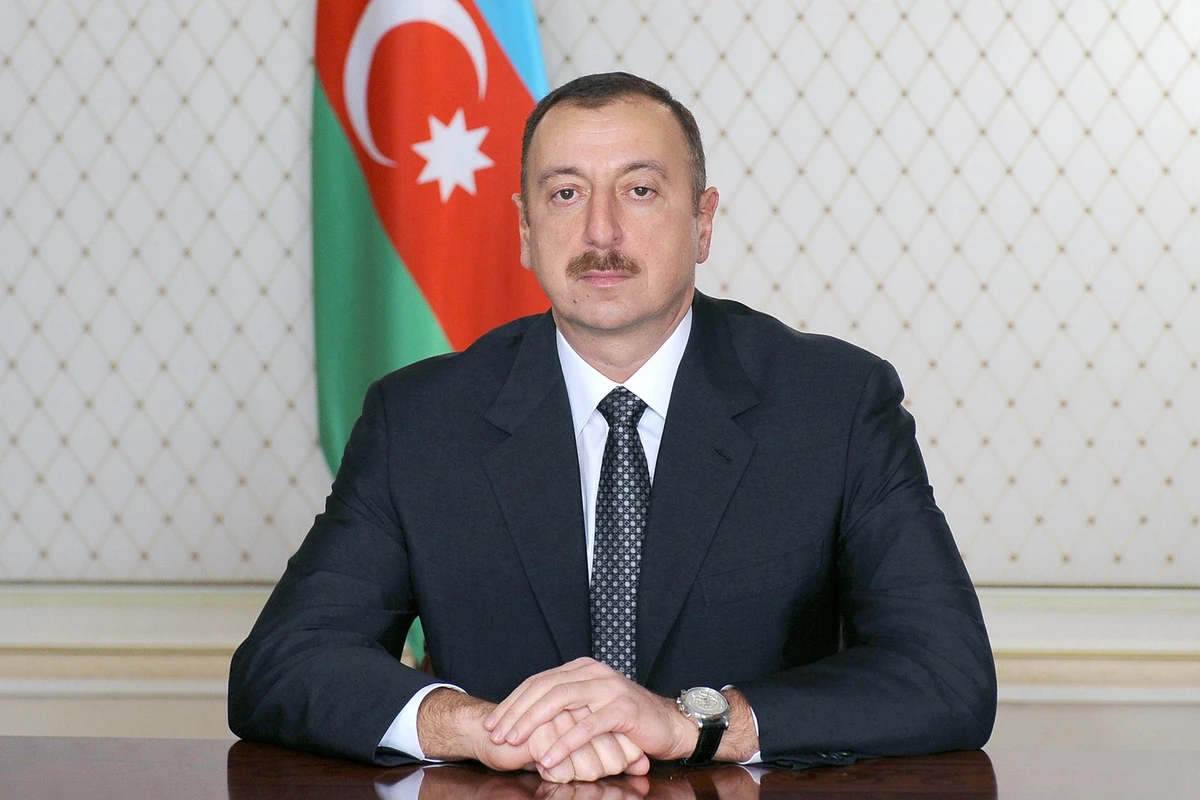 İlham Əliyev qanunu dəfələrlə pozan hakimi işdən qovdu İlham Əliyev qanunu dəfələrlə pozan hakimi işdən qovdu