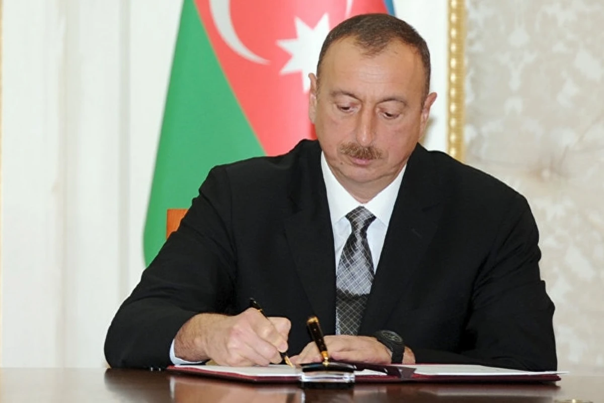 Prezidentdən sərəncam - bu şəxslərə 1000 AZN veriləcək