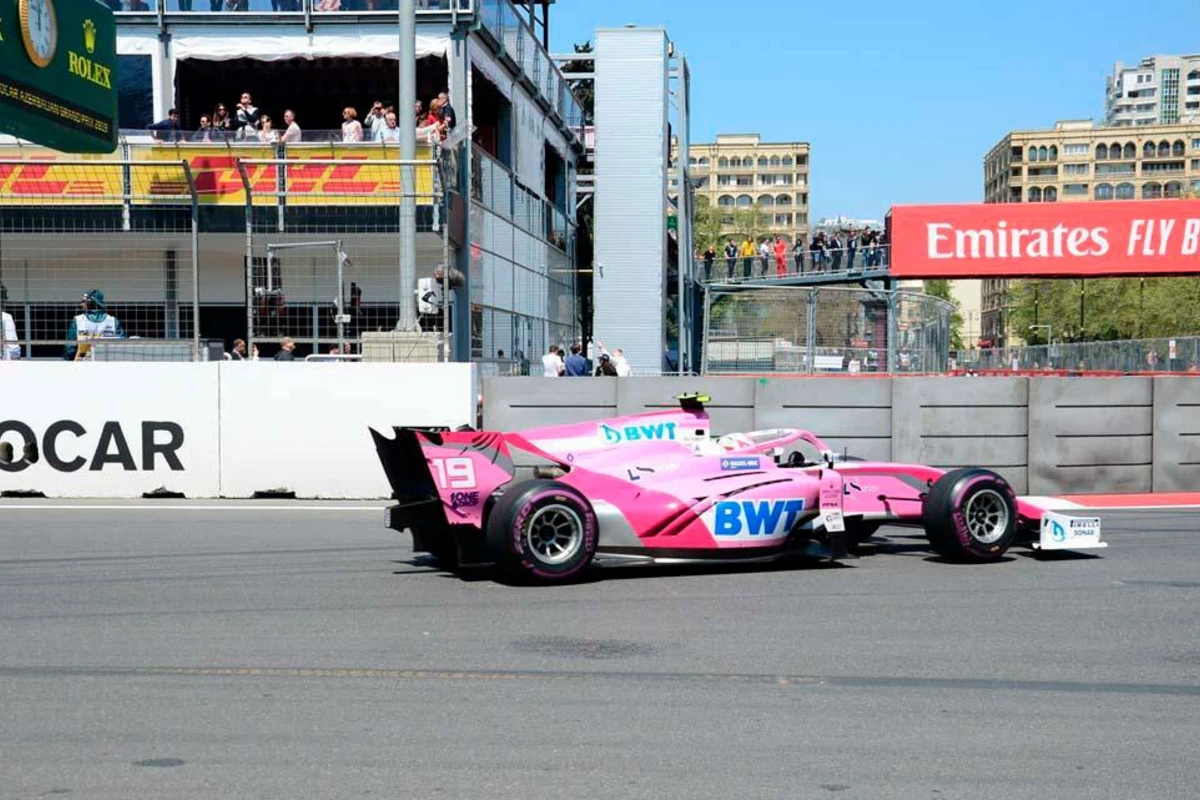 Bakıda Formula 2 üzrə birinci yarışa start verilib – FOTO