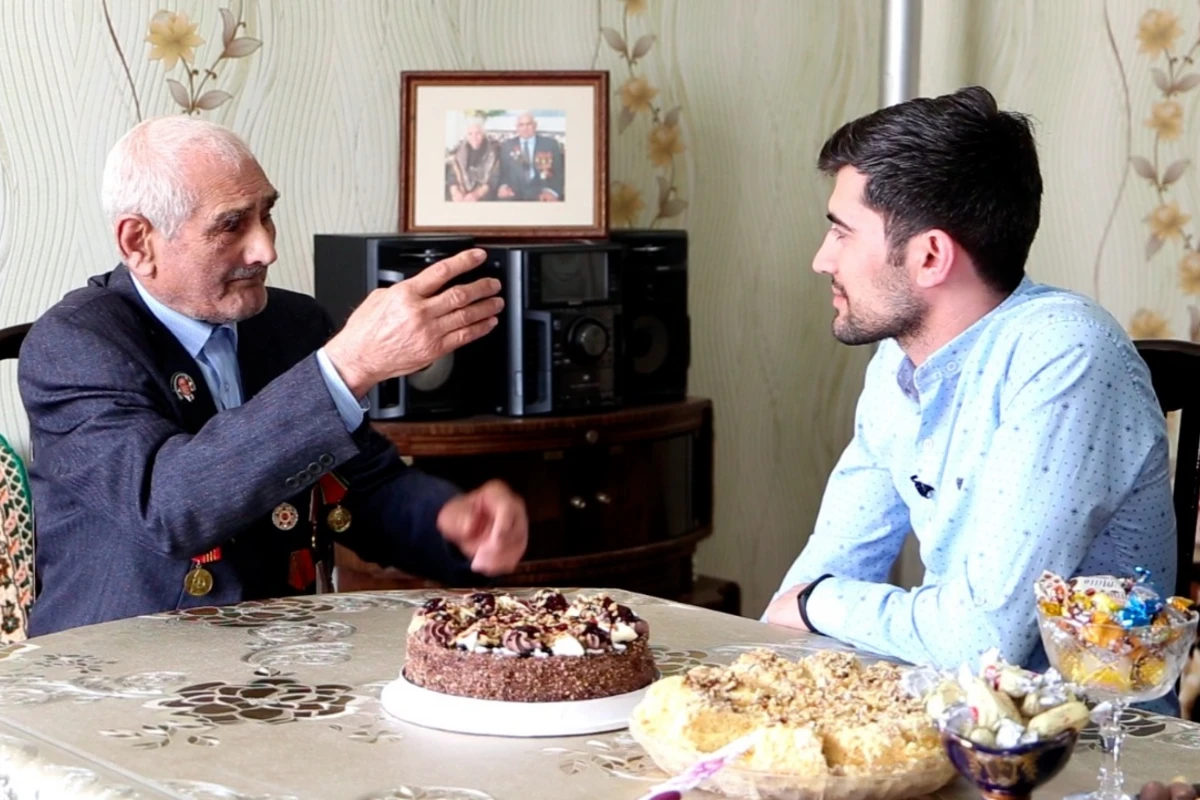 9 May qələbəsinin canlı qəhrəmanı - 94 yaşlı Əmirbala Məmmədov - FOTO 9 May qələbəsinin canlı qəhrəmanı - 94 yaşlı Əmirbala Məmmədov - FOTO