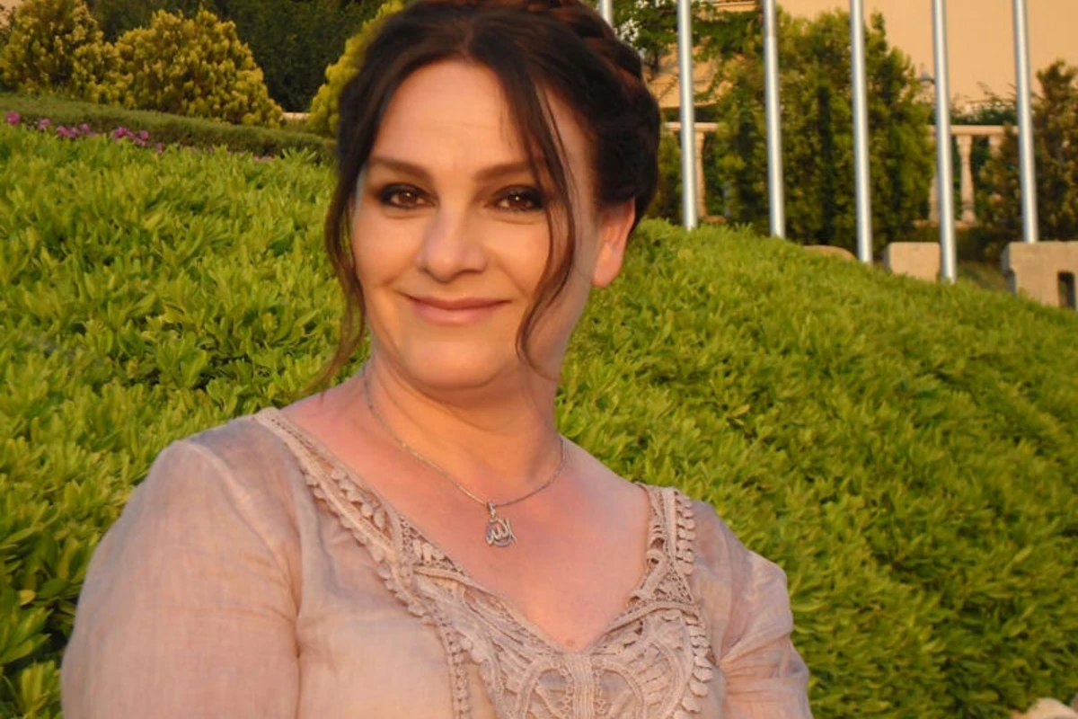 Məlahət Abbasova yenidən ana olmaq istəyir: İnşaallah bir əngəl çıxmaz