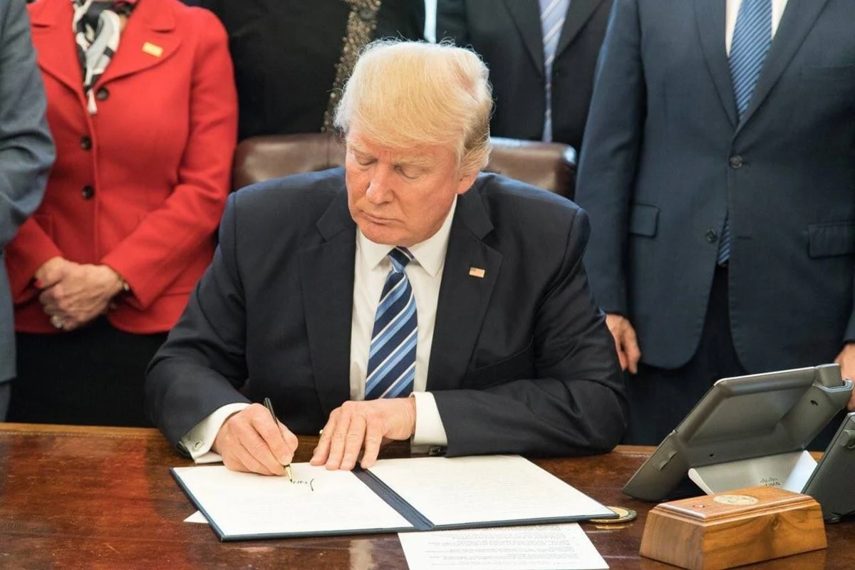 Трамп отменяет Green Card