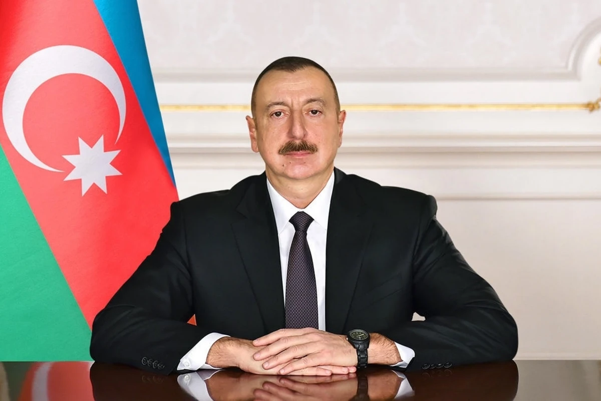 Ильхам Алиев сменил глав Саатлы и Сабирабада