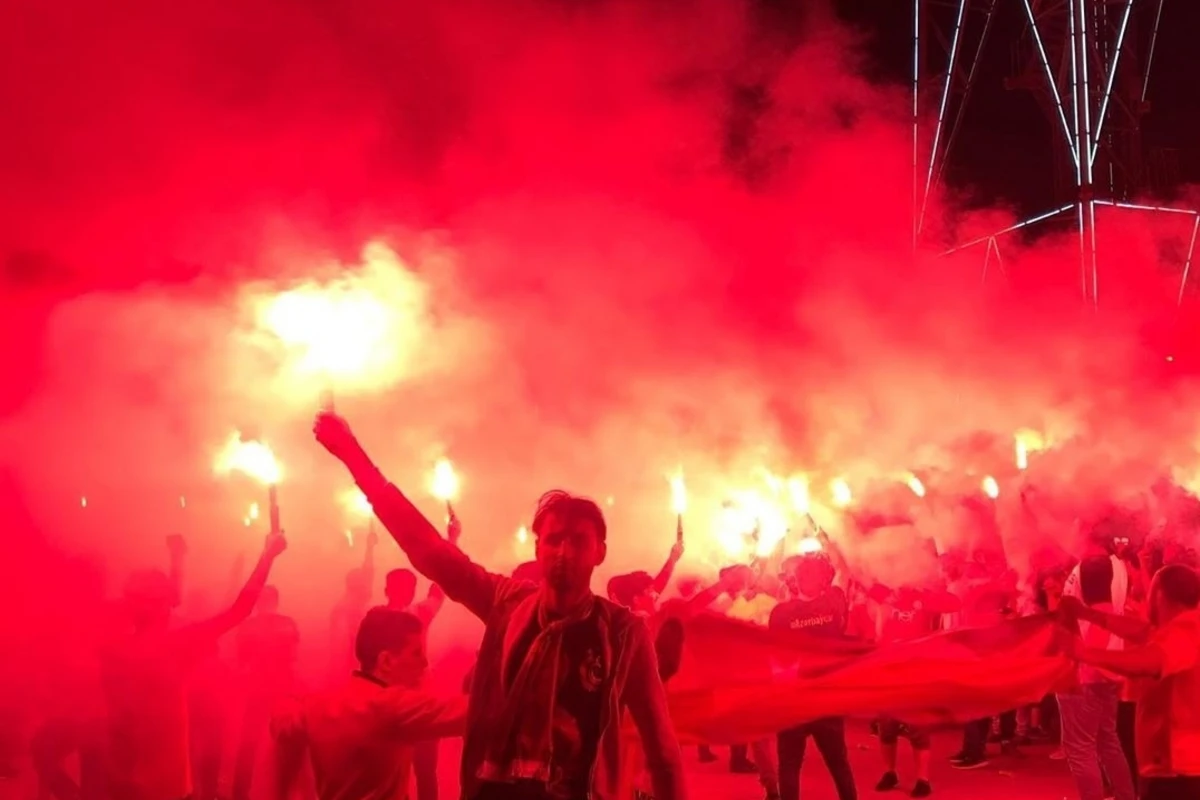 “Qalatasaray” çempion oldu - Bakı və Gəncədə böyük sevinc yaşandı - VİDEO “Qalatasaray” çempion oldu - Bakı və Gəncədə böyük sevinc yaşandı - VİDEO