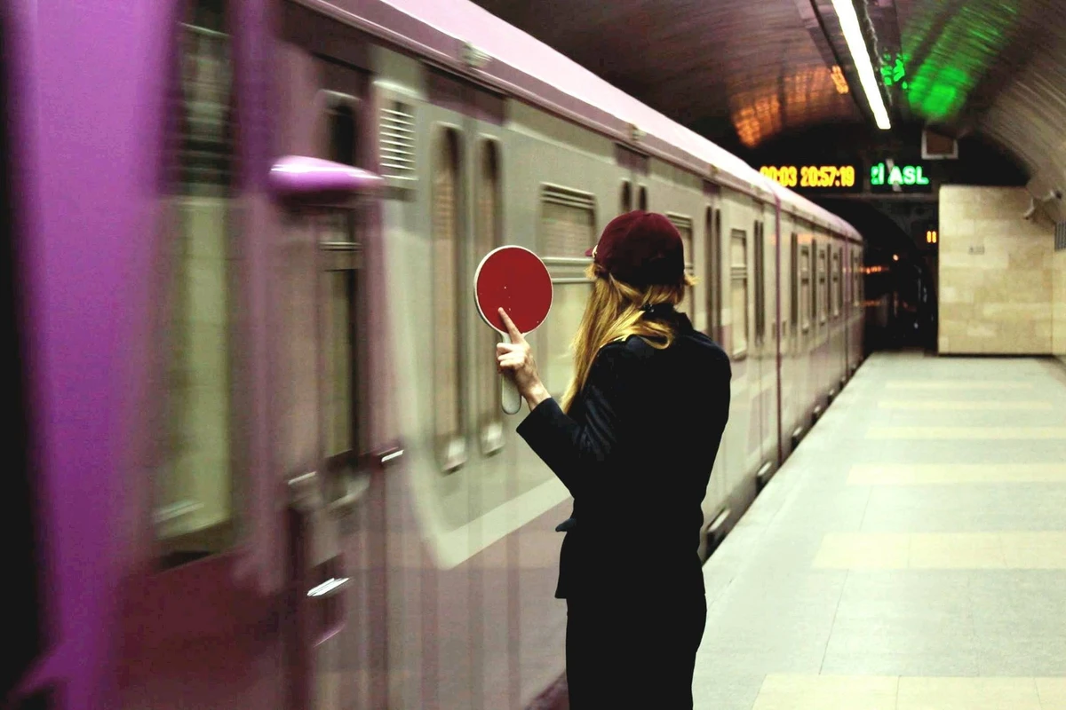 “Bakı Metropoliteni”ndən istifadə edənlərə ŞAD XƏBƏR “Bakı Metropoliteni”ndən istifadə edənlərə ŞAD XƏBƏR