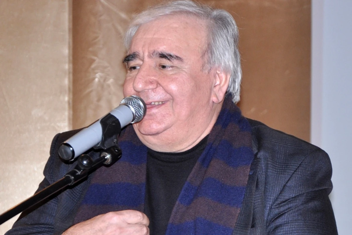 Ramiz Rövşənə Xalq şairi adı verildi - SİYAHIDA DİGƏR MƏŞHURLAR DA VAR Ramiz Rövşənə Xalq şairi adı verildi - SİYAHIDA DİGƏR MƏŞHURLAR DA VAR