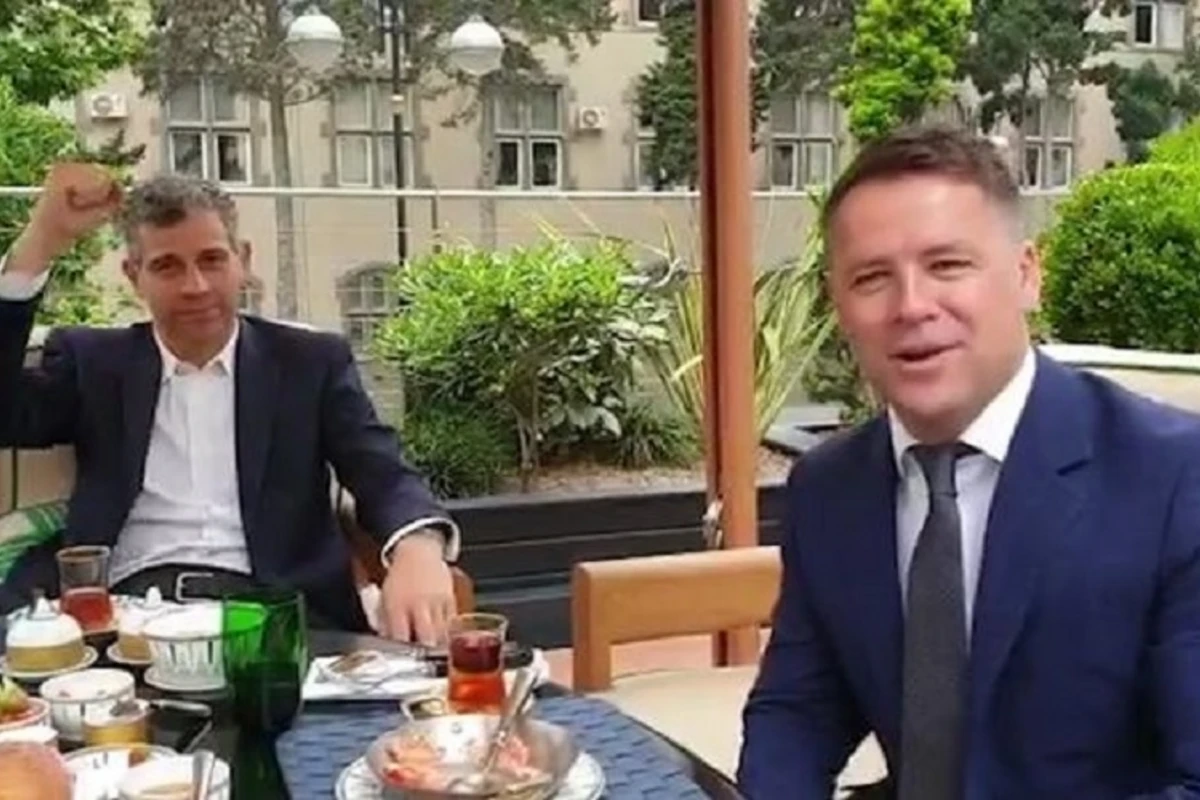 Dünyanın məşhur futbolçuları Bakıda - VİDEO