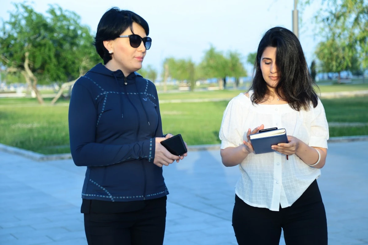 O kitab bütün hüquqsuz qadınlara həsr olunacaq – Sona Əliyeva Süleymanlı ilə “İşdən sonra” O kitab bütün hüquqsuz qadınlara həsr olunacaq – Sona Əliyeva Süleymanlı ilə “İşdən sonra”