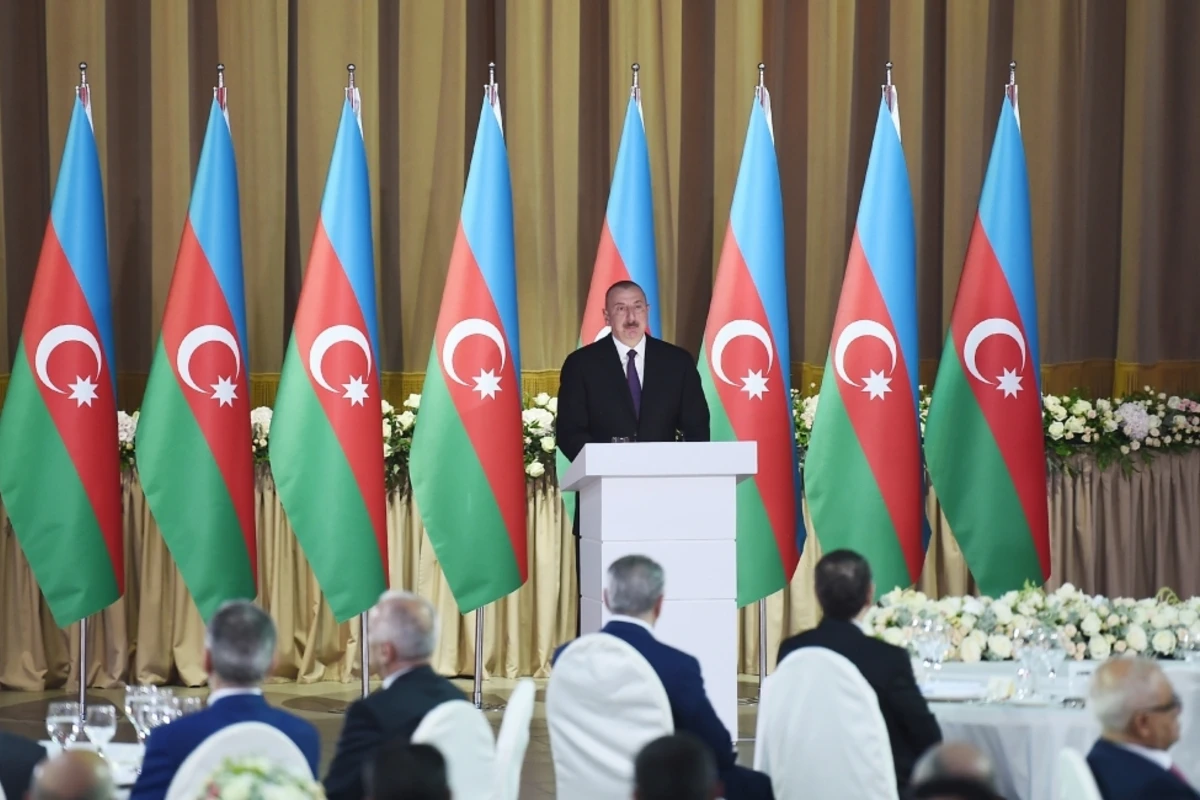 Azərbaycan Prezidenti: Bundan sonra da sosial sahəyə diqqət göstərəcəyik Azərbaycan Prezidenti: Bundan sonra da sosial sahəyə diqqət göstərəcəyik
