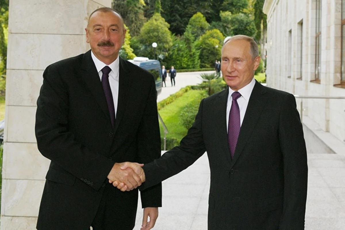 Ильхам Алиев позвонил Владимиру Путину