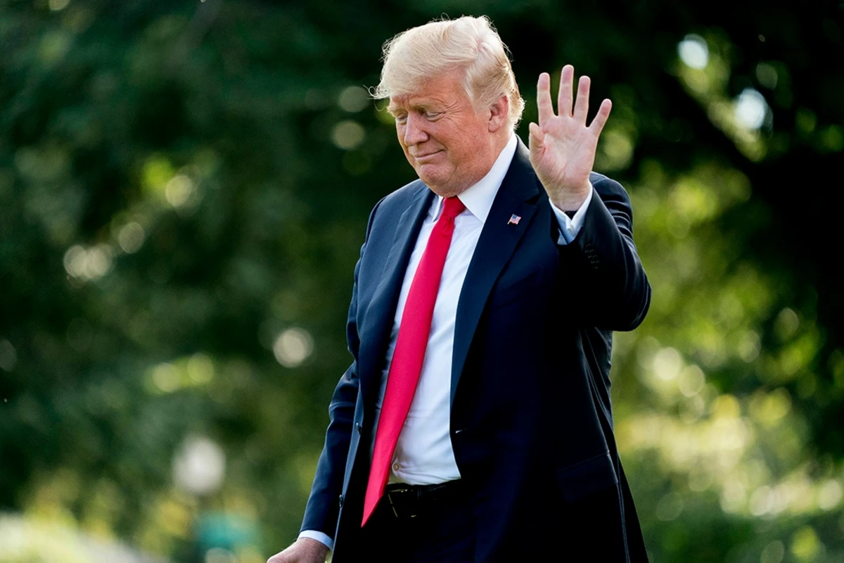Странная прическа Трампа взбудоражила соцсети - ФОТО Странная прическа Трампа взбудоражила соцсети - ФОТО