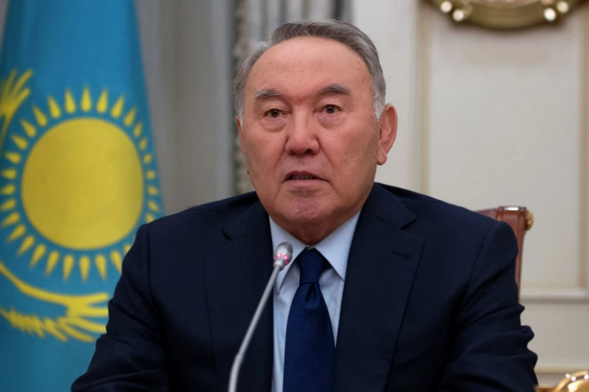 Назарбаев рассказал, почему ушел в отставку