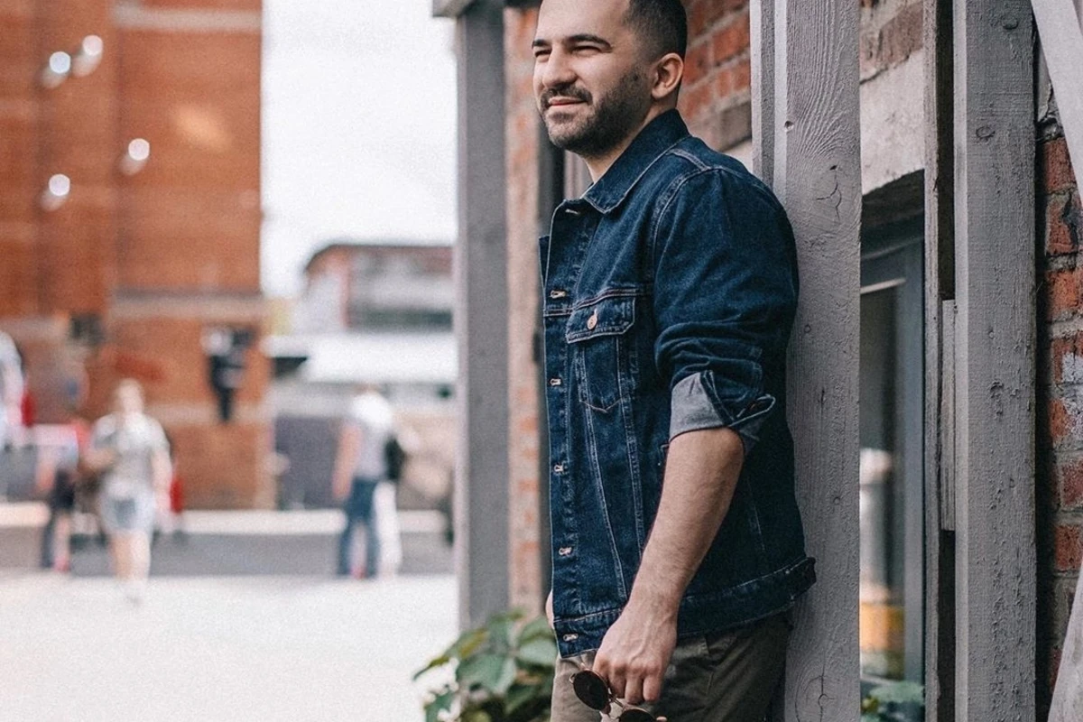 Emin Ağalarov azərbaycanlı müğənniyə vəzifə verdi Emin Ağalarov azərbaycanlı müğənniyə vəzifə verdi
