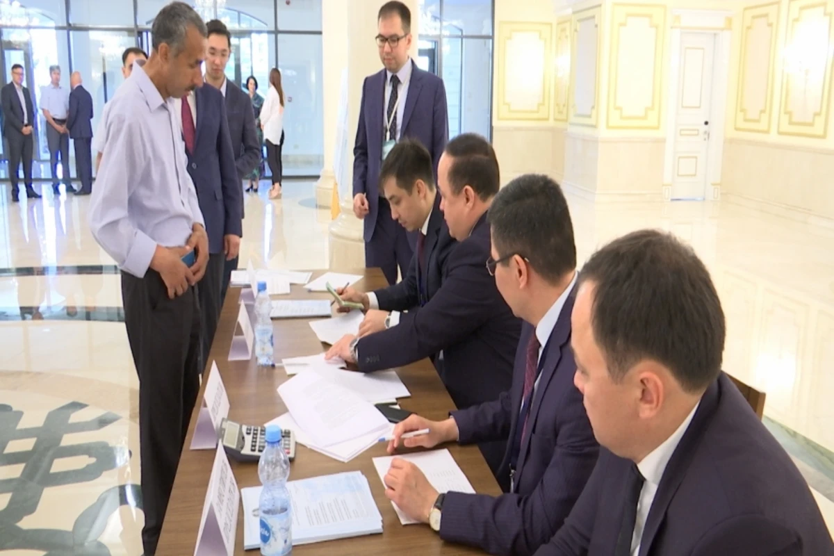 Prezident seçkiləri ilə bağlı Qazaxıstanın Azərbaycandakı səfirliyində seçki məntəqəsi açılıb
