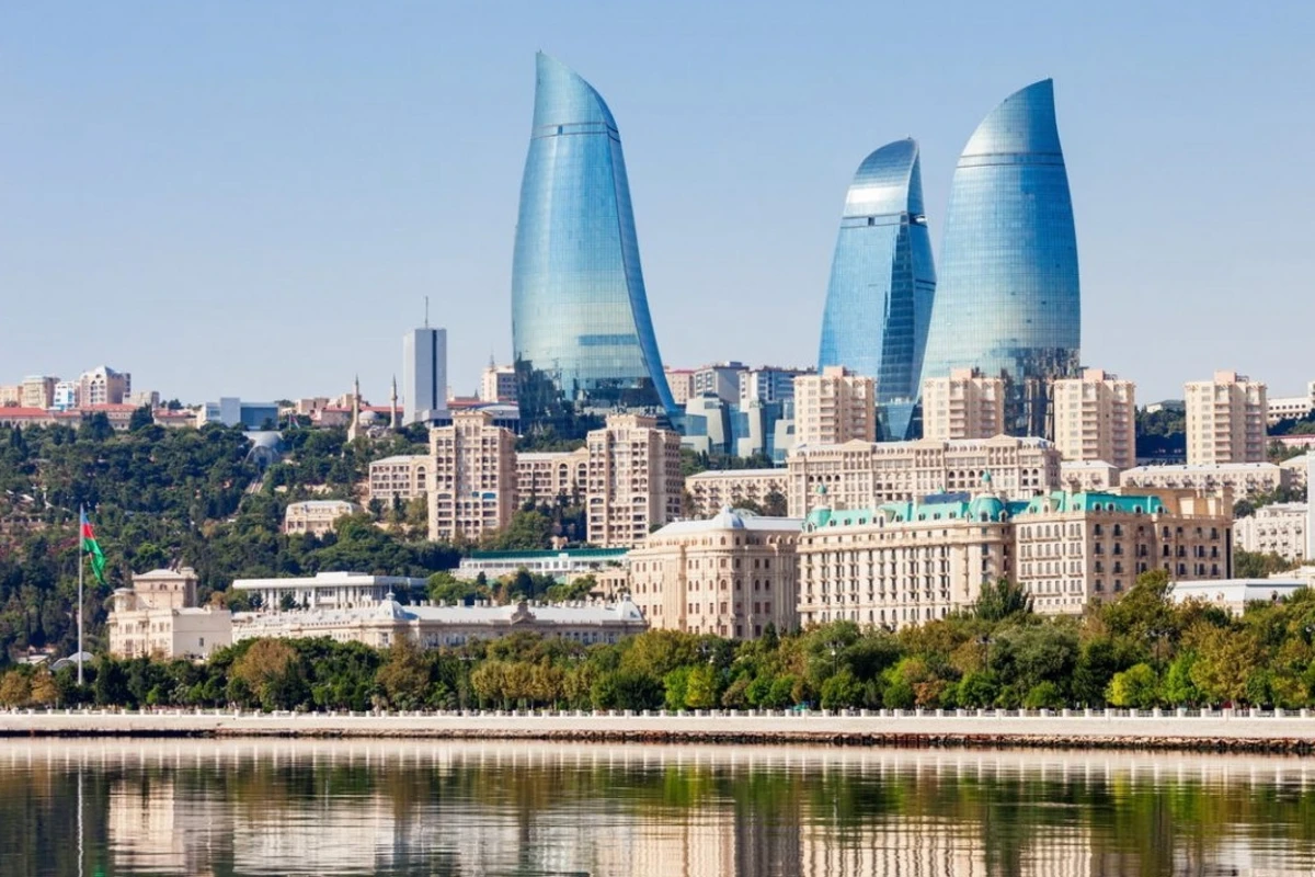 Глава Международного союза архитекторов высоко оценил развитие Баку