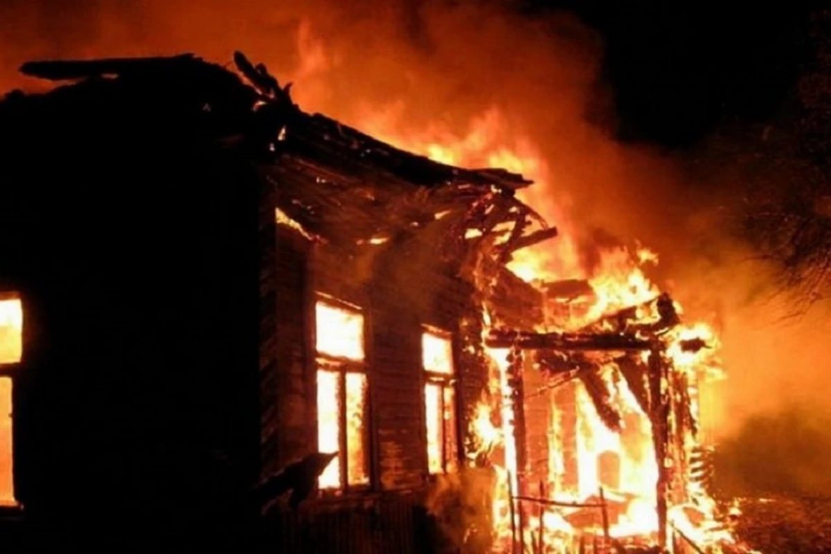 В страшном пожаре в Баку погиб годовалый ребенок