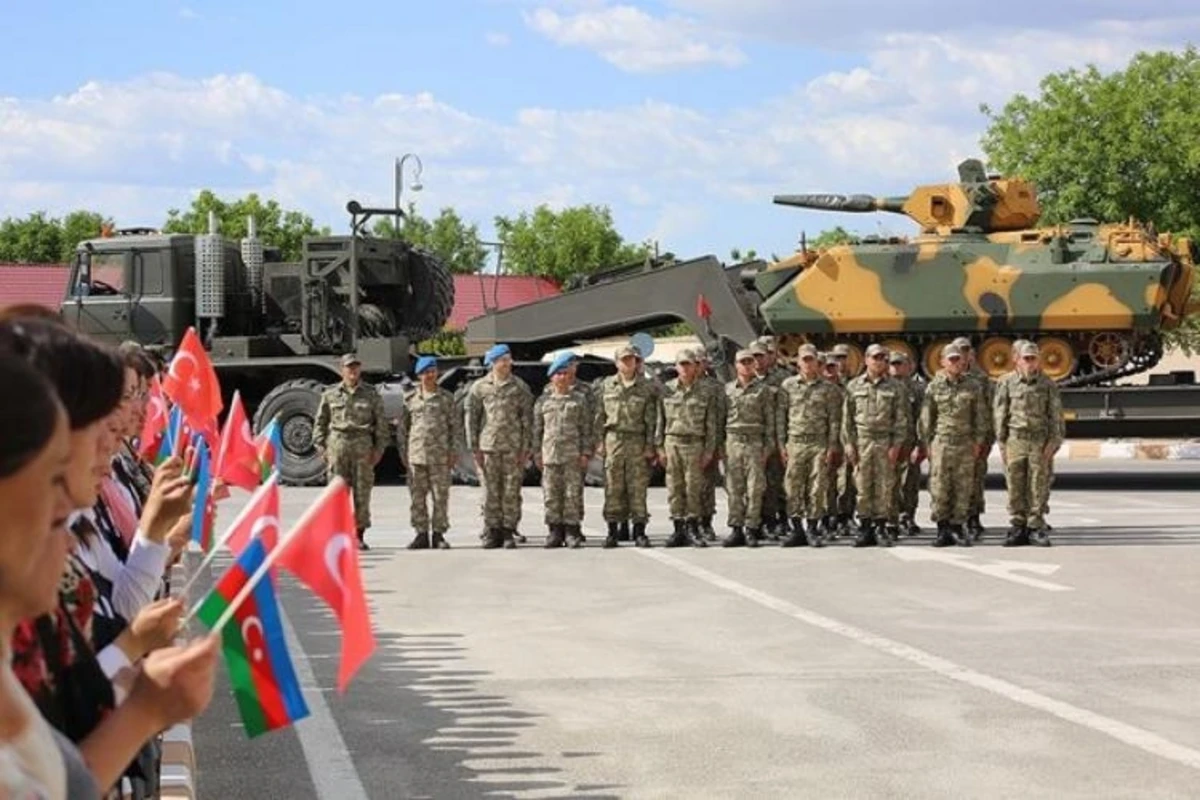 Турецкие войска в Нахчыване вызвали панику в Армении