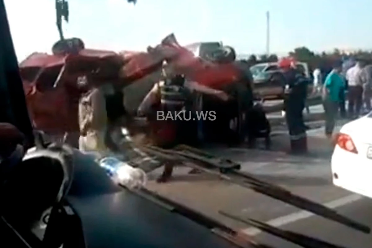 Жуткое ДТП в Гарадаге: есть погибшие и раненые - ВИДЕО
