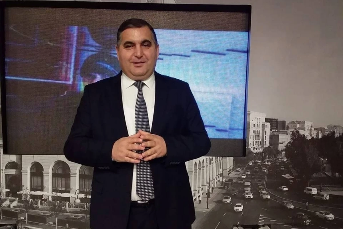 Sarımsaq yeyib, teatra gedənlər... - KÖŞƏ