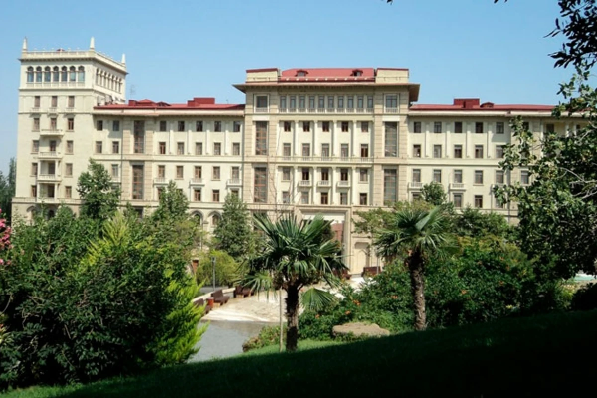 Nazirlər Kabinetinin iclası keçirilib Nazirlər Kabinetinin iclası keçirilib