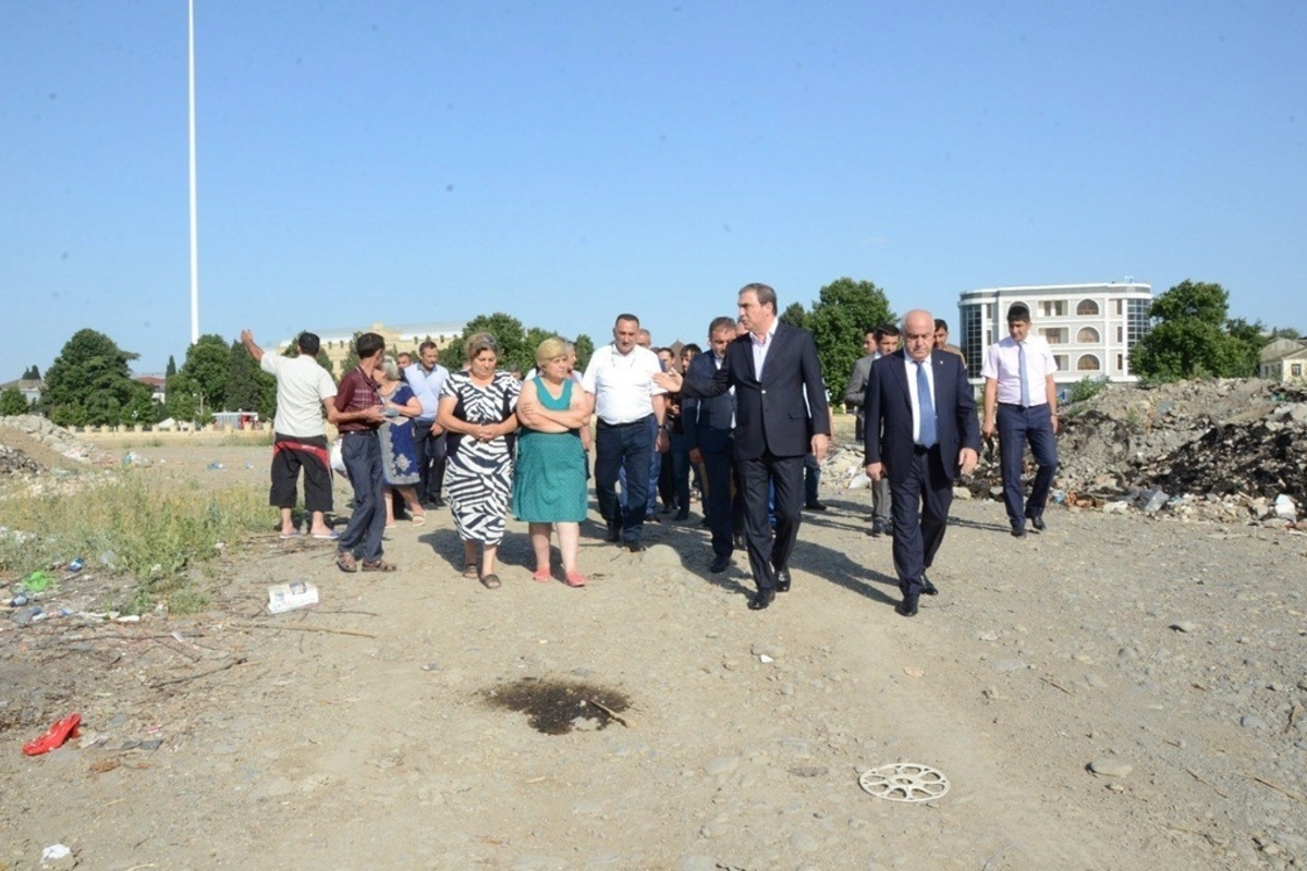 Prezident Administrasiyasının sektor müdiri Gəncədə sakinlərlə görüşüb