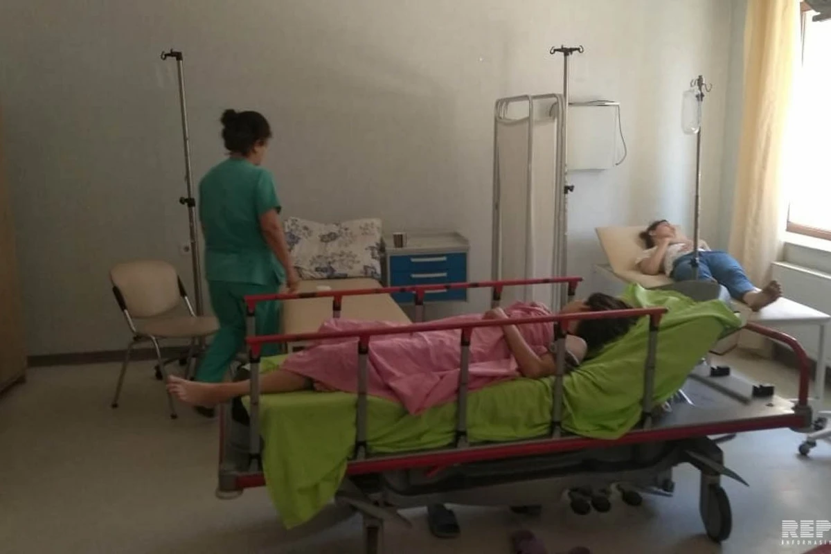 В Азербайджане семи студентам вузам стало плохо - СПИСОК