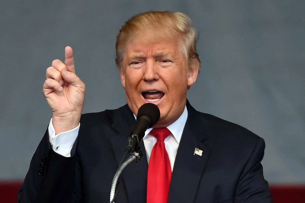Трамп вводит жесткие санкции против Ирана
