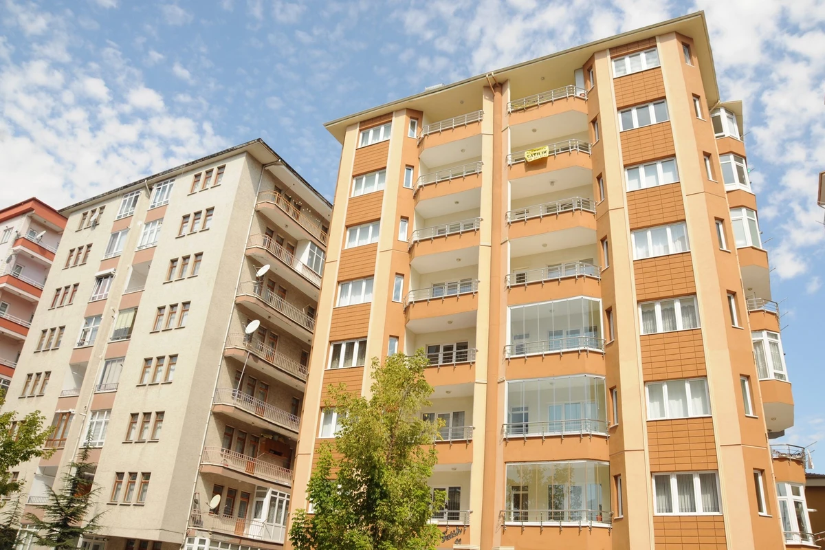 Bakıda 68 yaşayış kompleksin sakinlərinə ŞAD XƏBƏR Bakıda 68 yaşayış kompleksin sakinlərinə ŞAD XƏBƏR
