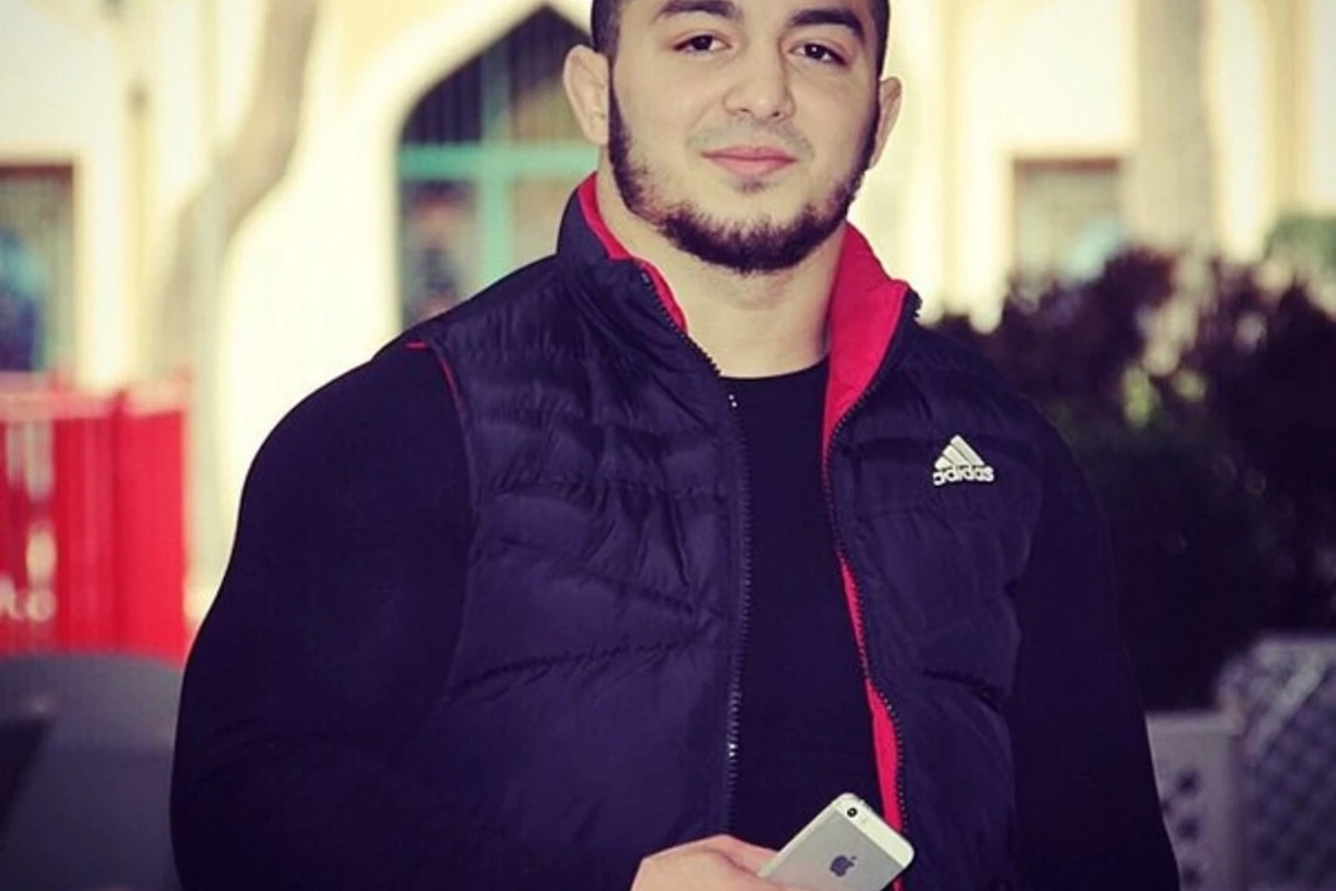 ДТП в Баку: пострадал чемпион мира по MMA