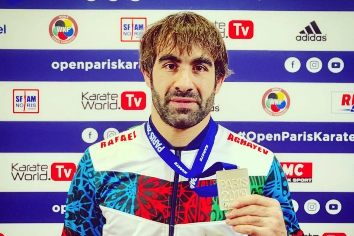 Rafael Ağayevin finalda uduzmasının səbəbi... Rafael Ağayevin finalda uduzmasının səbəbi...