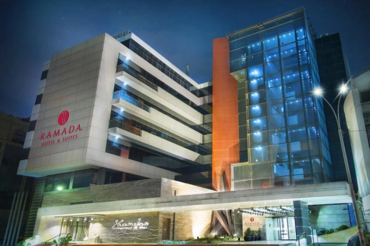 В Баку турист из Ирака умер в отеле Ramada