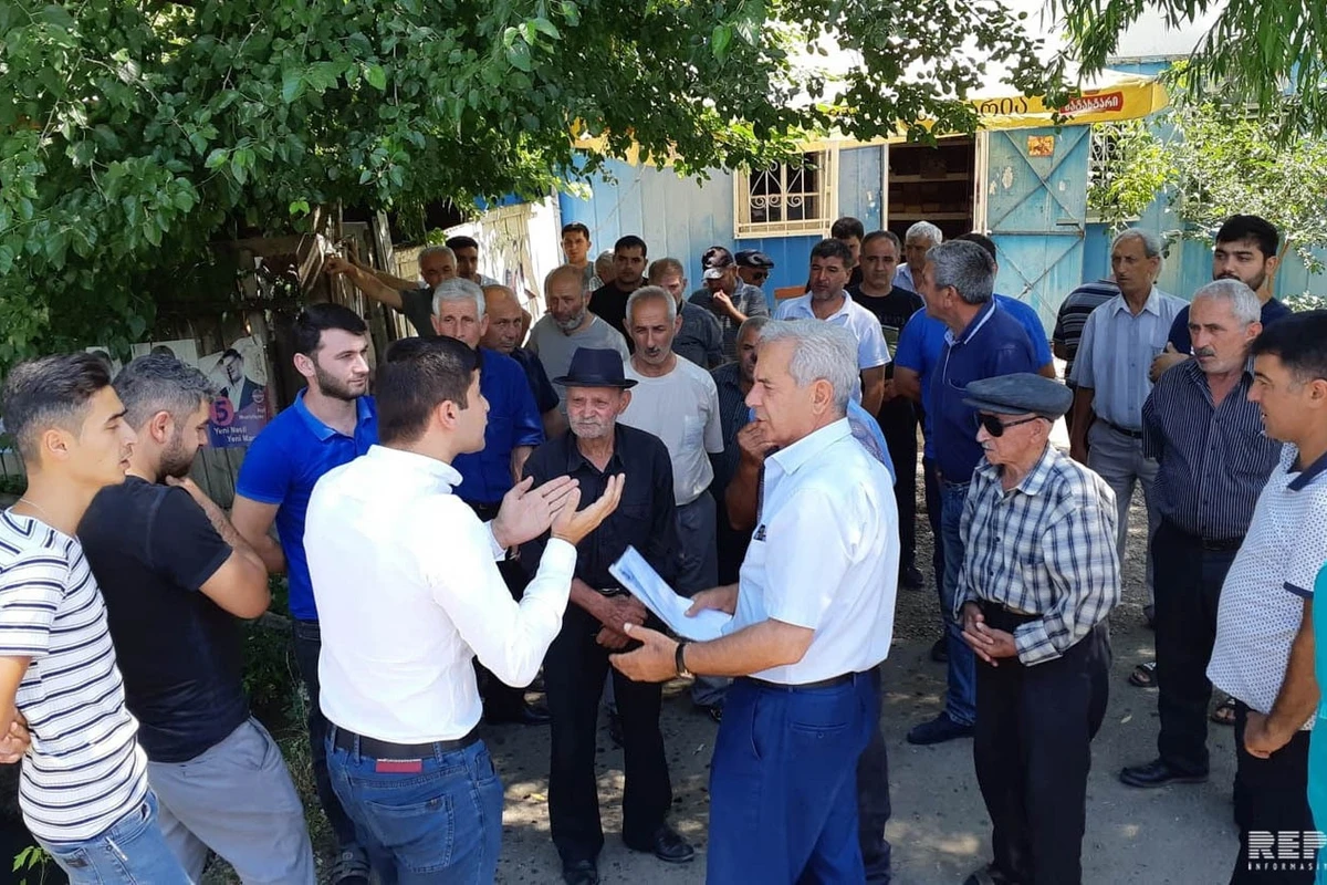 В Грузии в селе компактного проживания азербайджанцев прошла акция протеста - ФОТО
