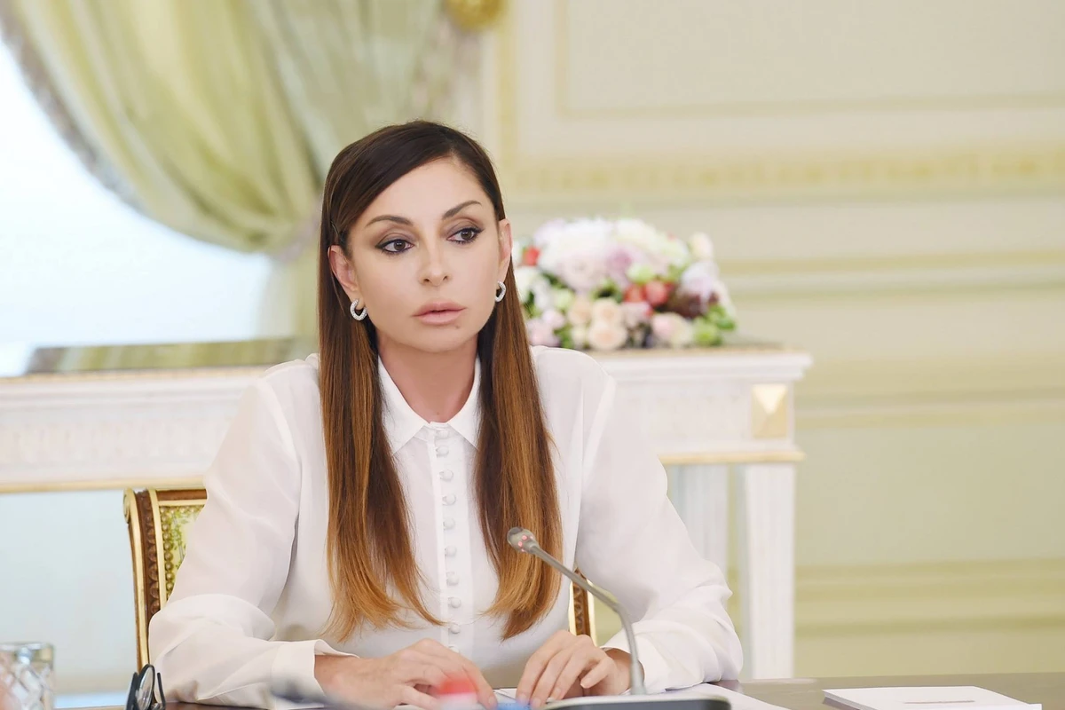 Мехрибан Алиева взяла на себя организацию похорон супруги Муталибова