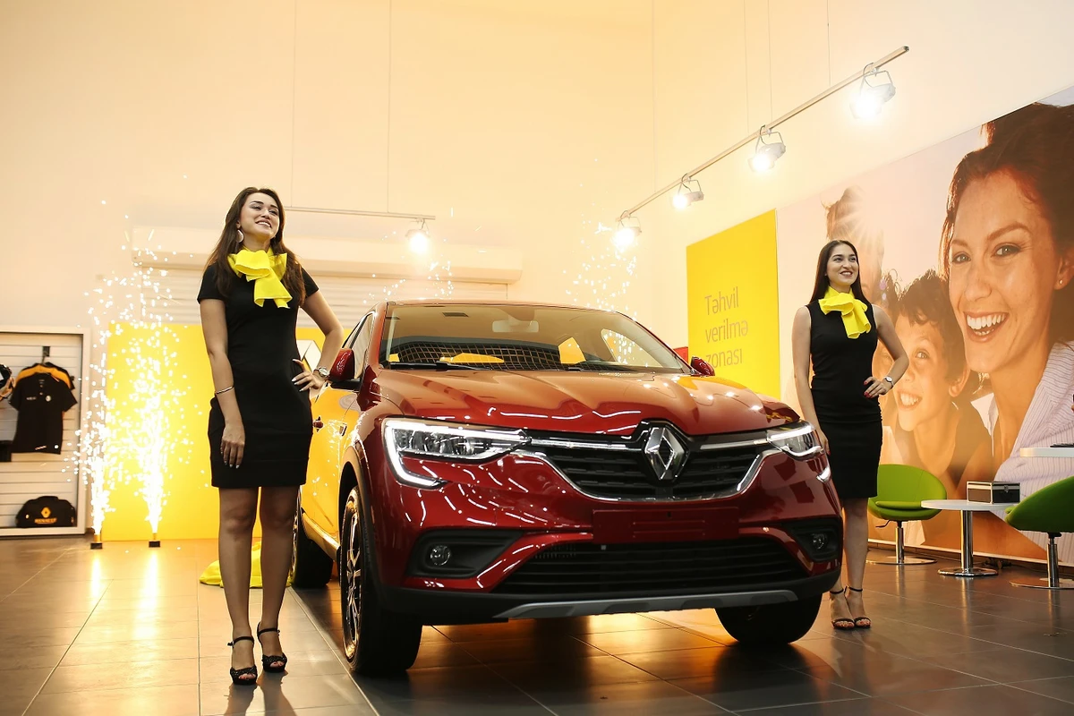 Bakıda RENAULT şirkətinin yeni salonunun açılışı oldu – FOTO