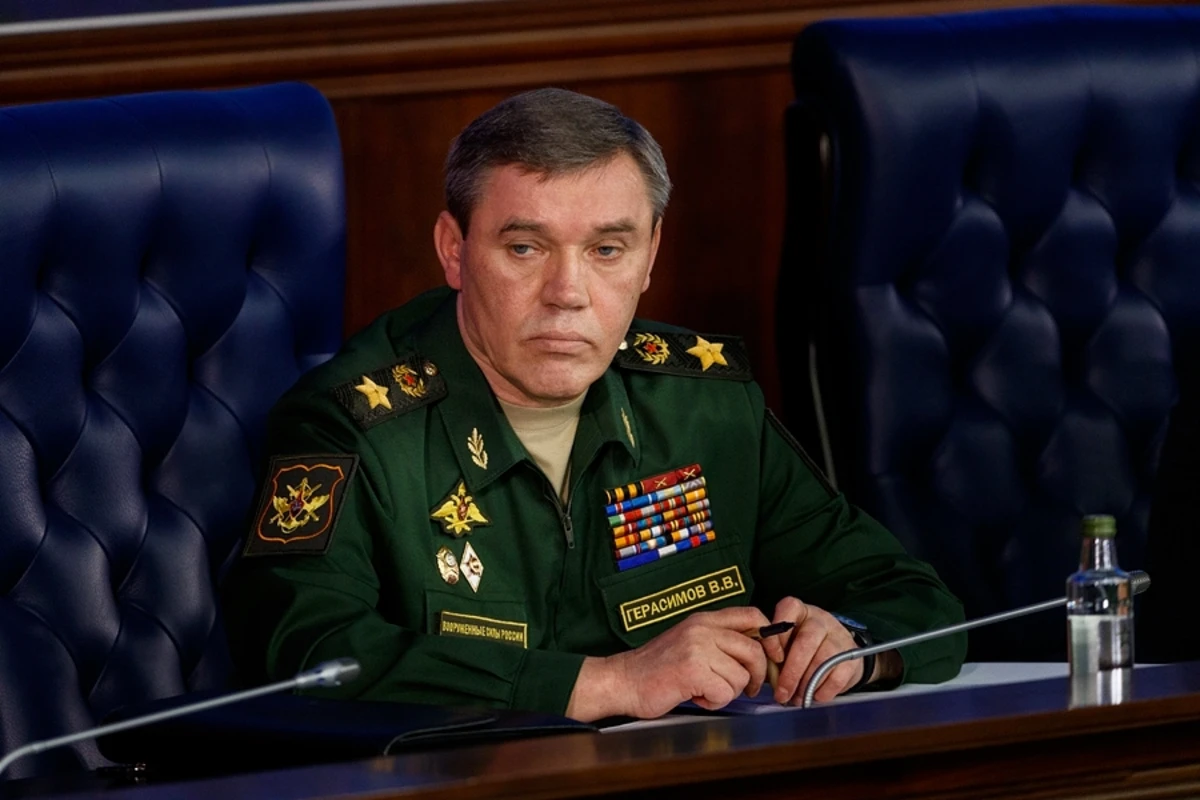 Герасимов встретится в Баку с главнокомандующим силами НАТО в Европе