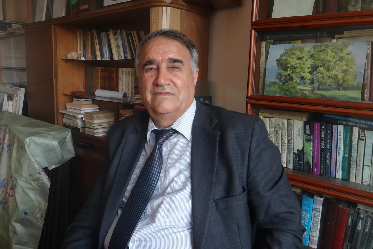 Prezident İlham Əliyev Rəsulzadənin nəvəsini mükafatlandırdı