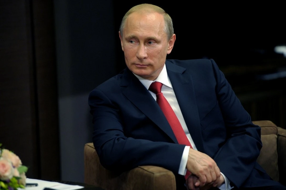 ВАЖНО! Путин впервые поговорил с Зеленским: Обсужден Донбасс - ОБНОВЛЕНО