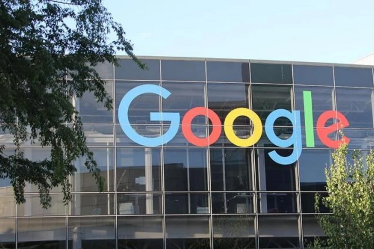 Google призналась, что ее сотрудники слушают записи пользователей