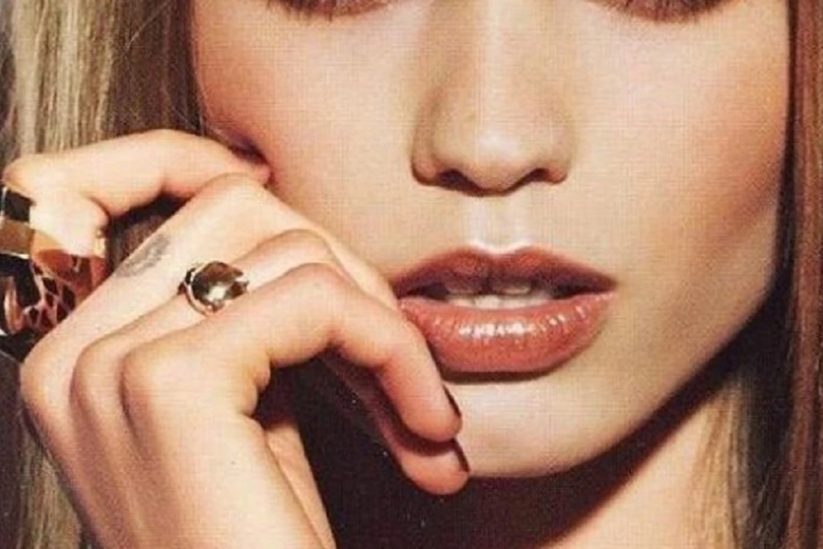 Bu da oldu – 20 yaşlı qızlar belə edir – FOTO Bu da oldu – 20 yaşlı qızlar belə edir – FOTO